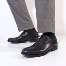 Carica l'immagine nel visualizzatore di Gallery, Straight cap oxford dark brown