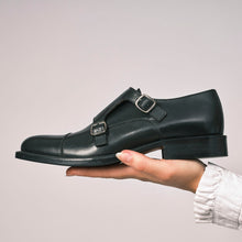 Carica l'immagine nel visualizzatore di Gallery, Straight cap monk strap black