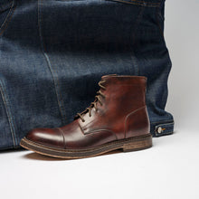 Carica l'immagine nel visualizzatore di Gallery, Straight cap derby ankle boot mahogany brown