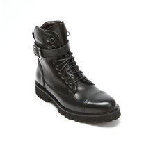 Carica l'immagine nel visualizzatore di Gallery, Toe cap ankle boot black