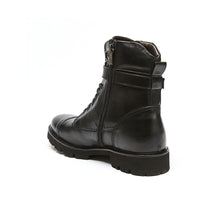 Carica l'immagine nel visualizzatore di Gallery, Toe cap ankle boot black