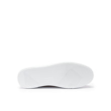 Carica l'immagine nel visualizzatore di Gallery, Classic lace-up sneaker white
