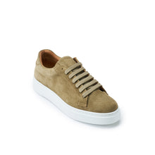 Load image into Gallery viewer, Classic lace-up sneaker taupe