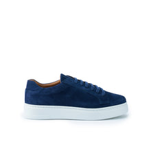 Load image into Gallery viewer, Classic lace-up sneaker navy