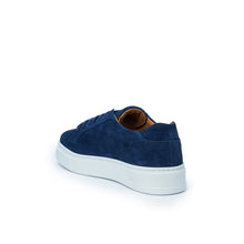 Load image into Gallery viewer, Classic lace-up sneaker navy
