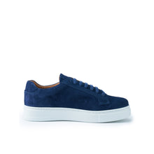 Load image into Gallery viewer, Classic lace-up sneaker navy