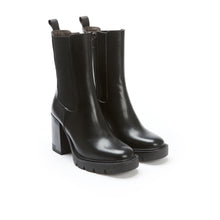 Carica l'immagine nel visualizzatore di Gallery, Heeled chelsea boot black