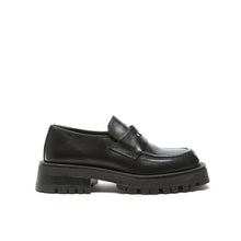 Carica l'immagine nel visualizzatore di Gallery, Penny loafer black