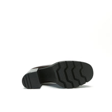 Carica l'immagine nel visualizzatore di Gallery, Heeled penny loafer bordeaux