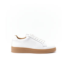 Load image into Gallery viewer, Classic lace-up sneaker white