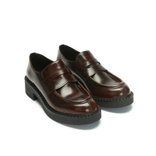 Carica l'immagine nel visualizzatore di Gallery, Penny loafer bordeaux