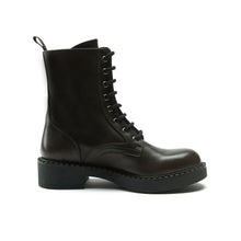 Carica l'immagine nel visualizzatore di Gallery, Derby lace-up boot dark brown