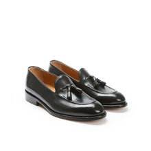 Load image into Gallery viewer, Tassel loafer black
