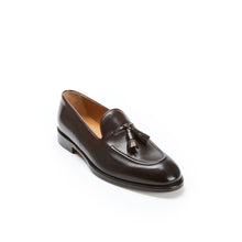 Load image into Gallery viewer, Tassel loafer dark brown
