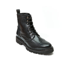 Charger l&#39;image dans la galerie, Wing tip derby boot black
