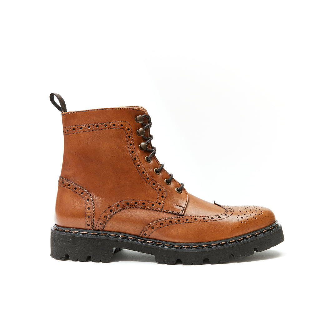 Wing tip derby boot tan brown