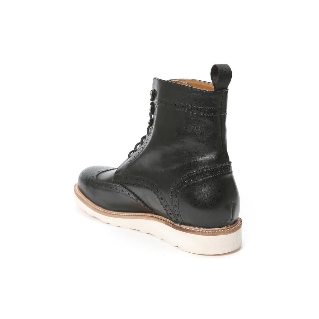 WING TIP DERBY BOOT BLACK