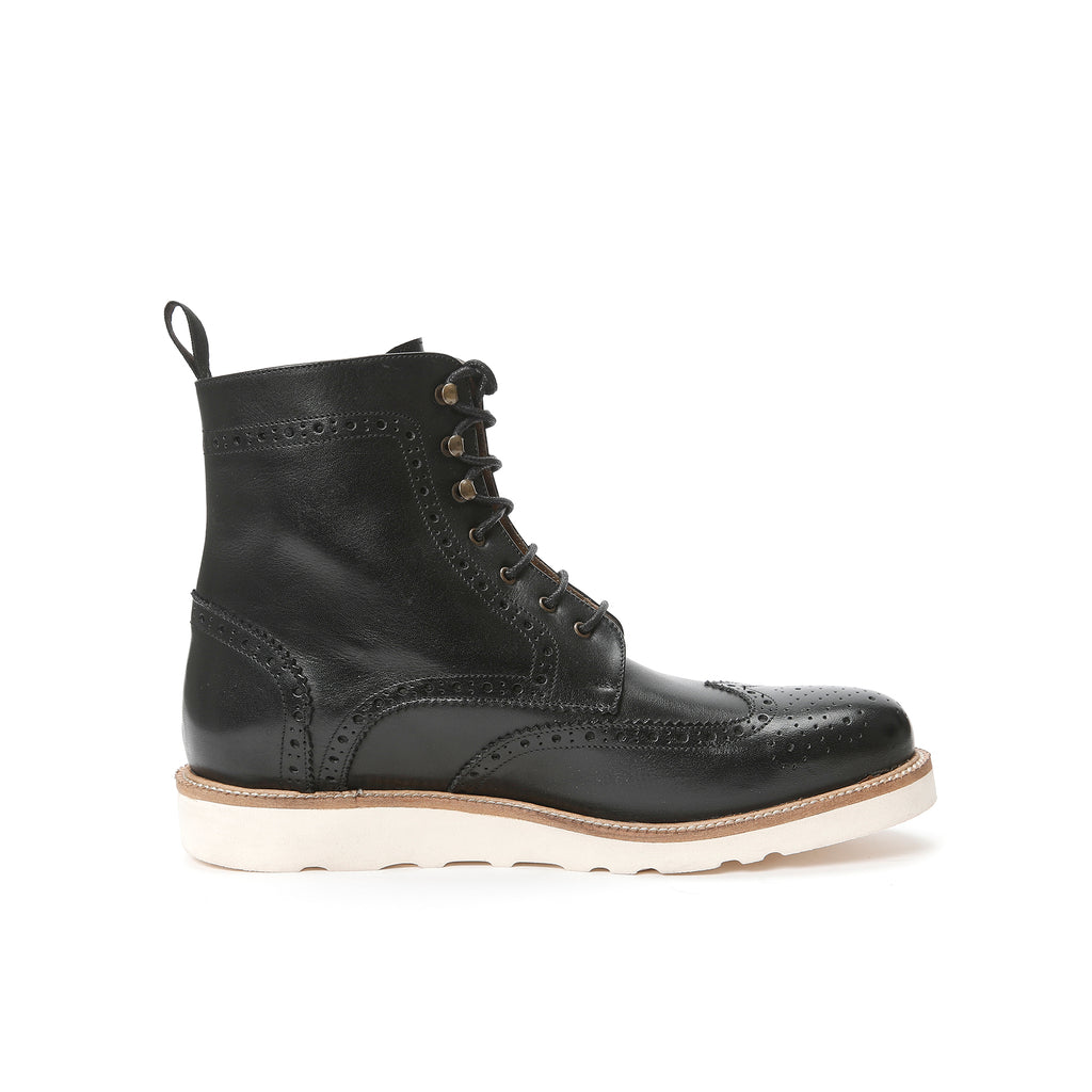 WING TIP DERBY BOOT BLACK