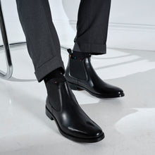 Load image into Gallery viewer, Chelsea boot black
