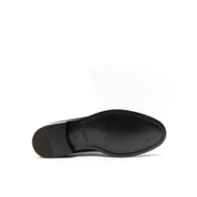 Carica l&#39;immagine nel visualizzatore di Gallery, Medallion whole-cut black
