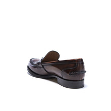 Load image into Gallery viewer, Penny loafer brown
