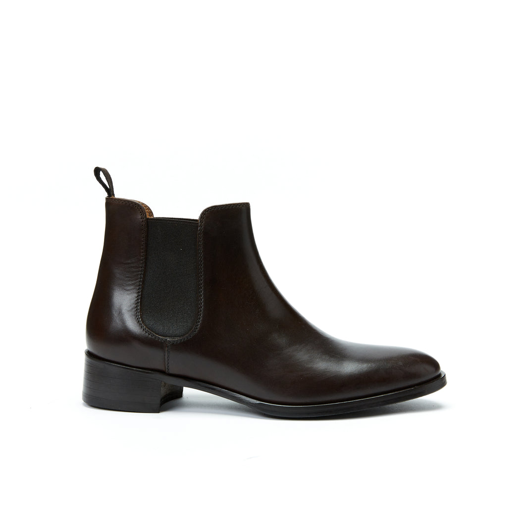 Chelsea boot dark brown