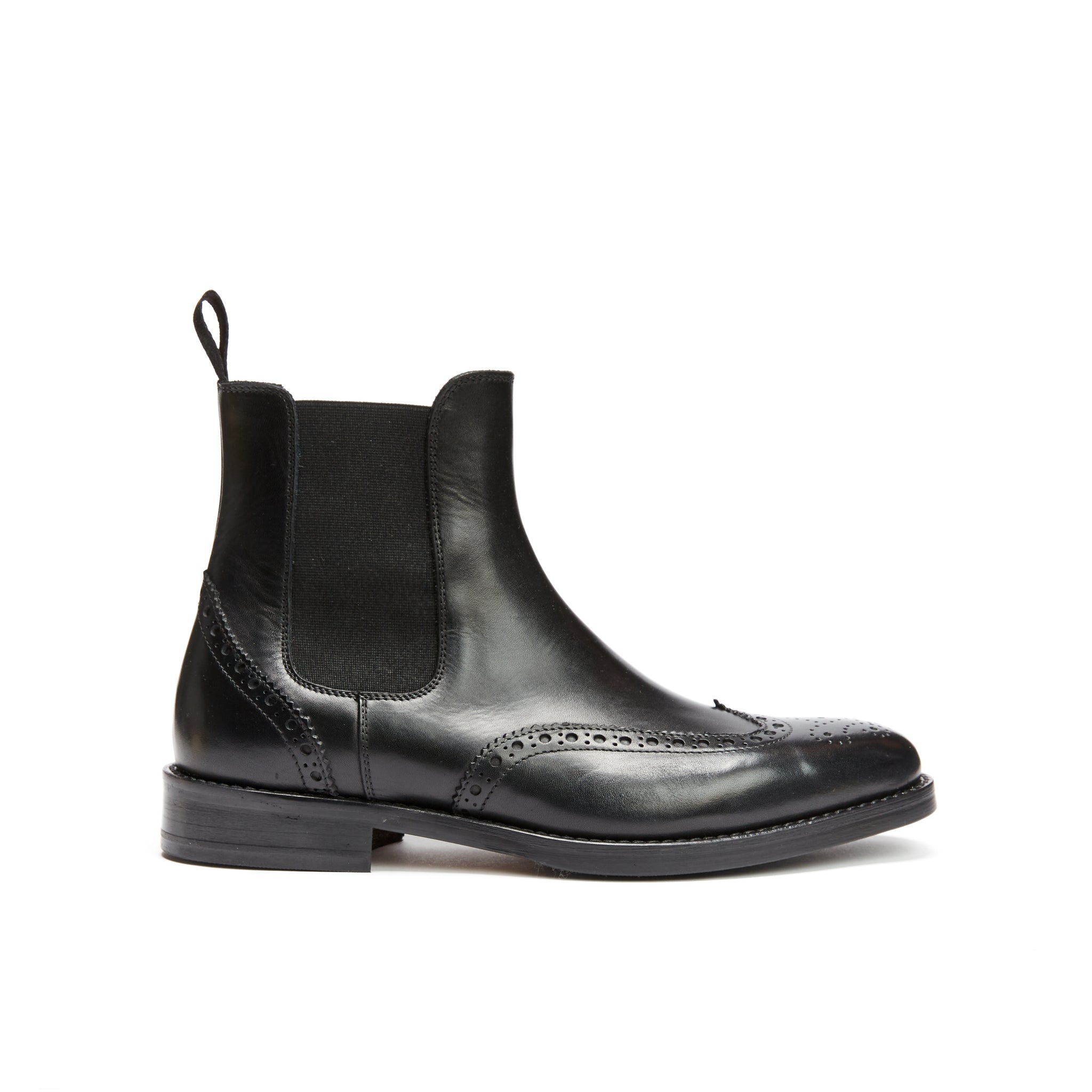 Wing tip chelsea boot black – British Passport