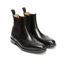 Load image into Gallery viewer, Wing tip chelsea boot black
