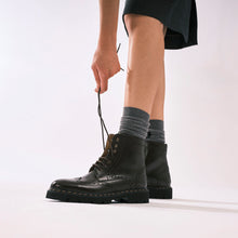 Charger l&#39;image dans la galerie, Wing tip derby boot dark brown
