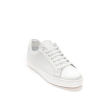 Carica l&#39;immagine nel visualizzatore di Gallery, Classic lace-up sneaker white

