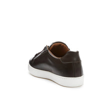 Carica l&#39;immagine nel visualizzatore di Gallery, Classic lace-up sneaker dark brown
