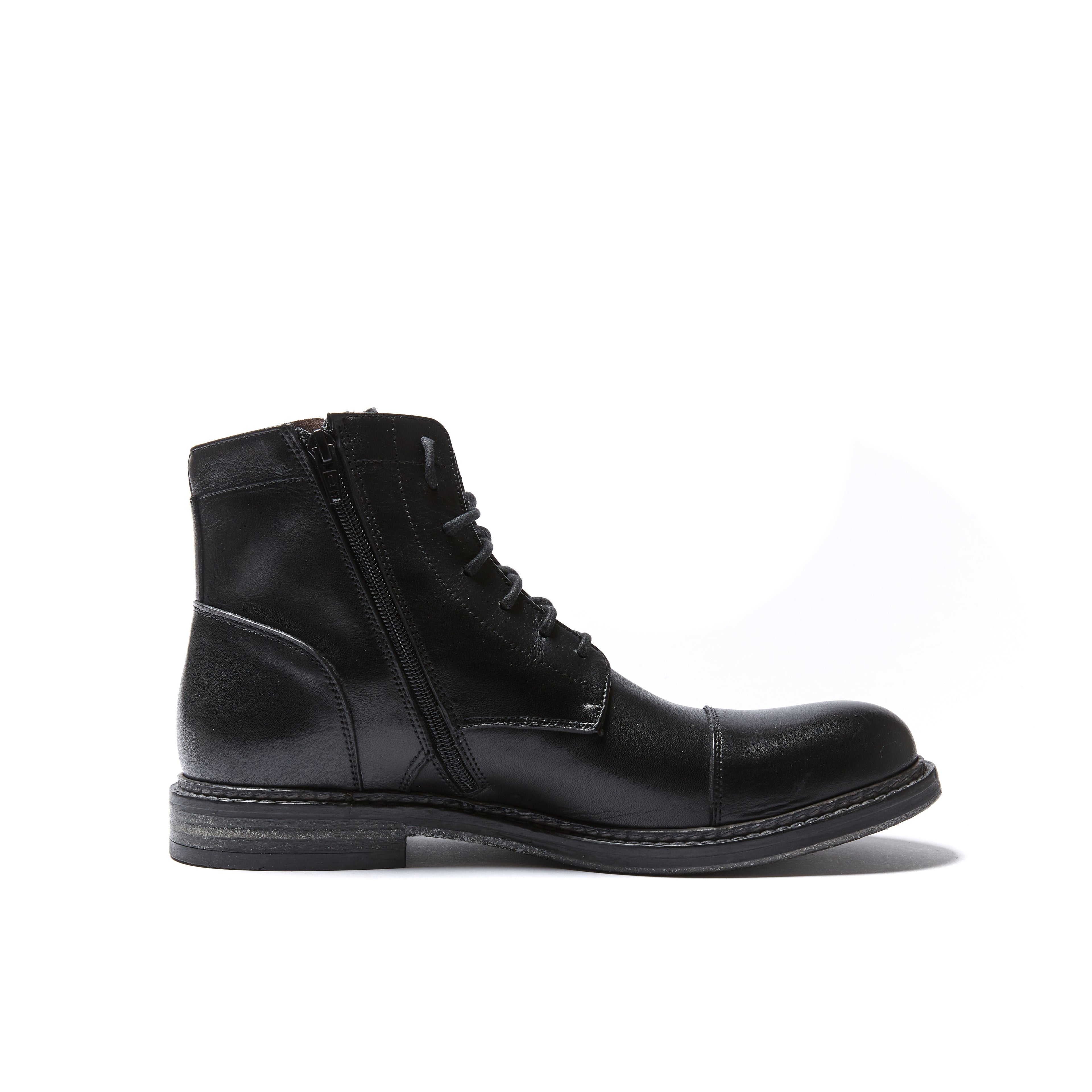 STRAIGHT CAP DERBY ANKLE BOOT BLACK