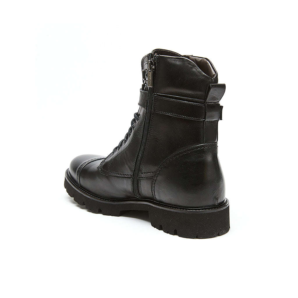 TOE CAP ANKLE BOOT BLACK