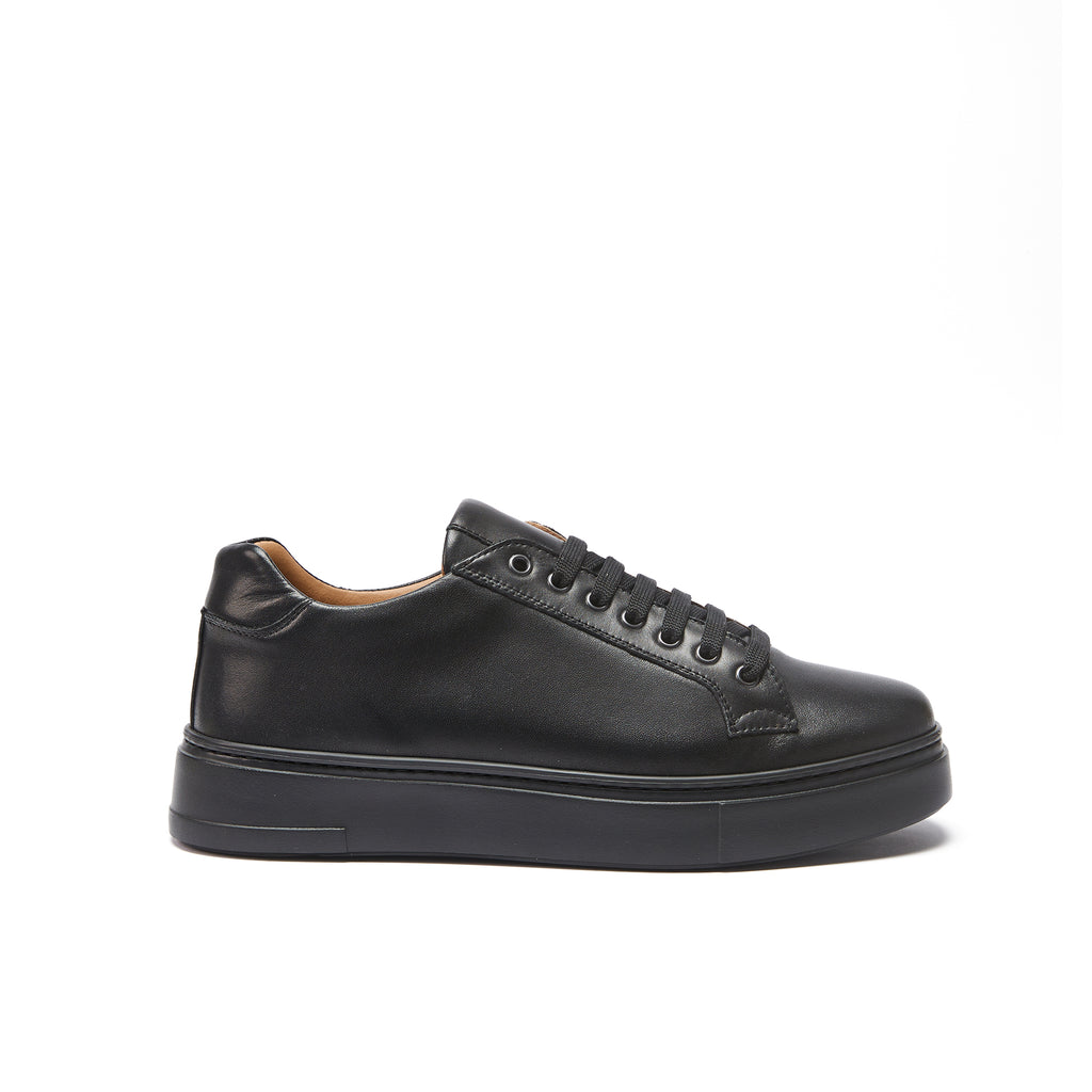 CLASSIC LACE-UP SNEAKER BLACK