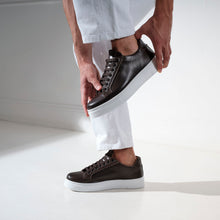 Load image into Gallery viewer, Classic lace-up sneaker dark brown
