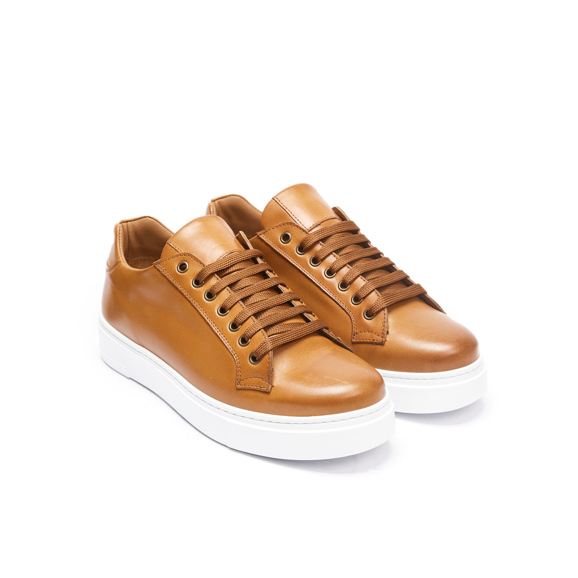 CLASSIC LACE-UP SNEAKER TAN BROWN