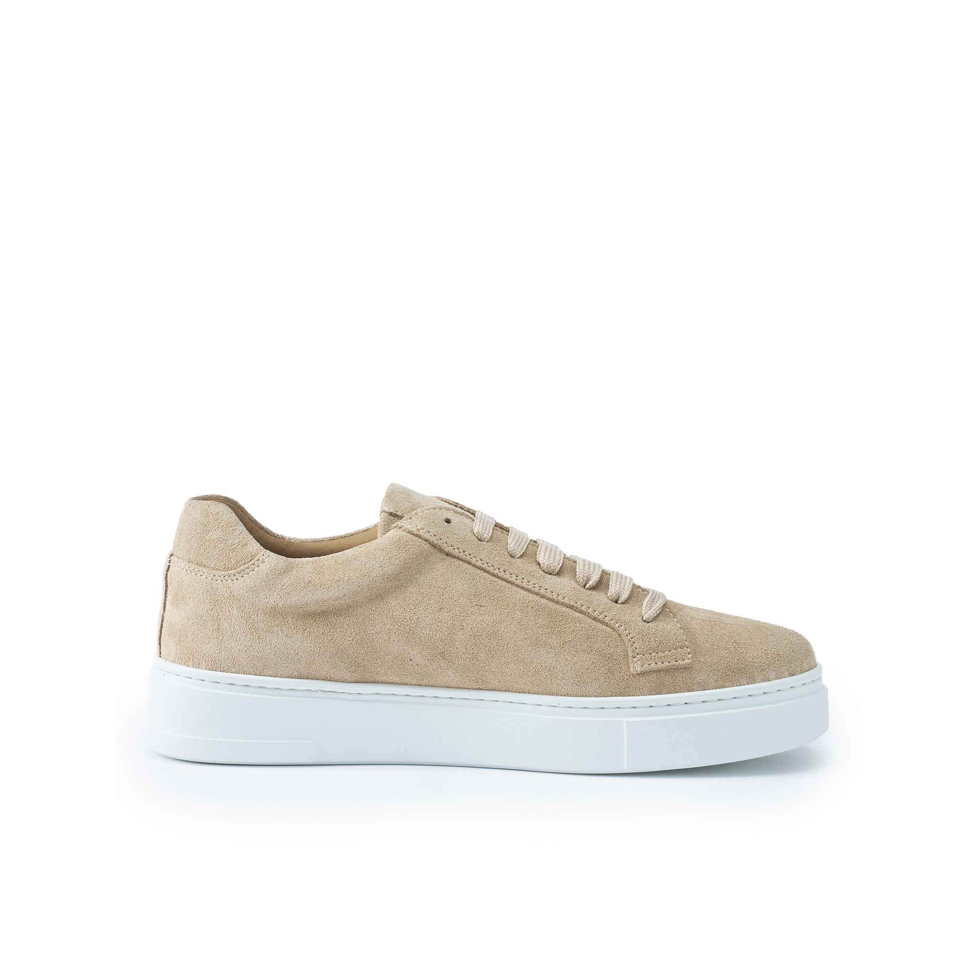 CLASSIC LACE-UP SNEAKER BEIGE
