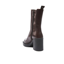 Load image into Gallery viewer, Heeled chelsea boot dark brown
