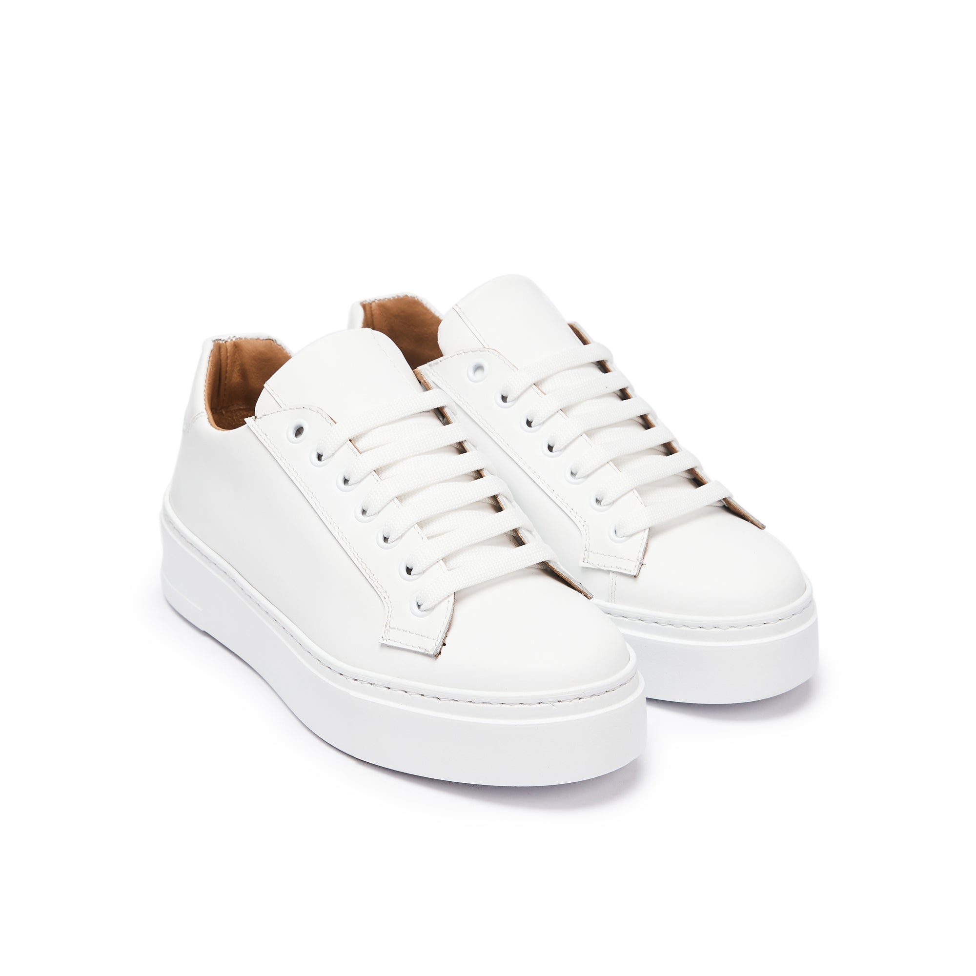 CLASSIC LACE-UP SNEAKER WHITE