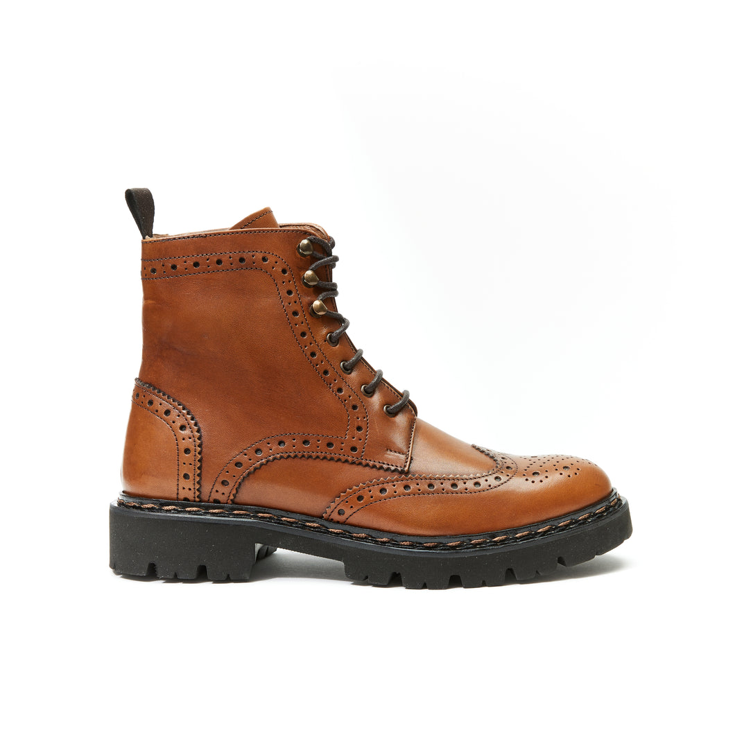 Wing tip derby boot tan brown