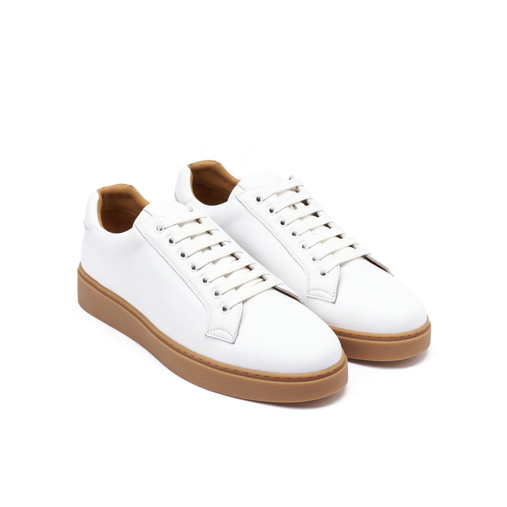 CLASSIC LACE-UP SNEAKER WHITE