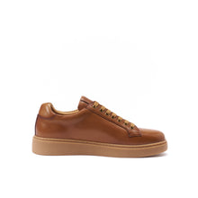 Load image into Gallery viewer, Classic lace-up sneaker tan brown
