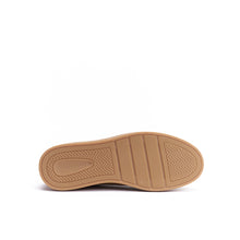 Carica l&#39;immagine nel visualizzatore di Gallery, Classic lace-up sneaker brown
