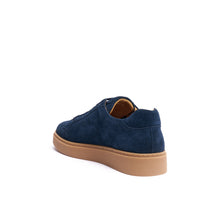 Carica l&#39;immagine nel visualizzatore di Gallery, Classic lace-up sneaker navy
