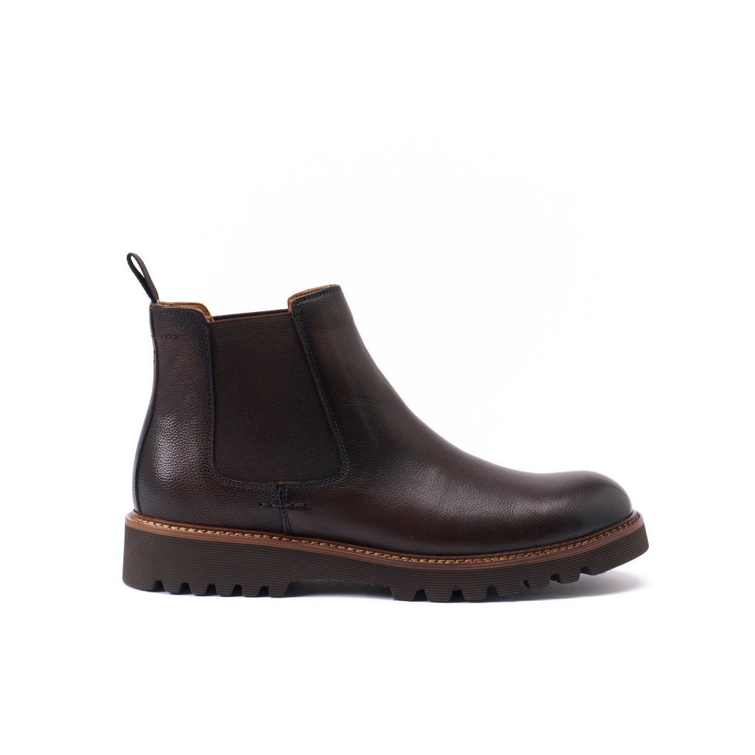 Chelsea boot dark brown