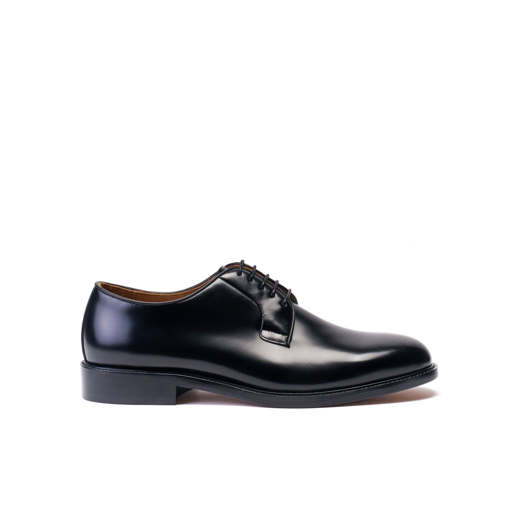 DERBY BLACK
