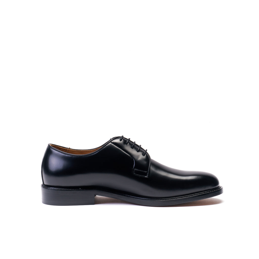 DERBY BLACK