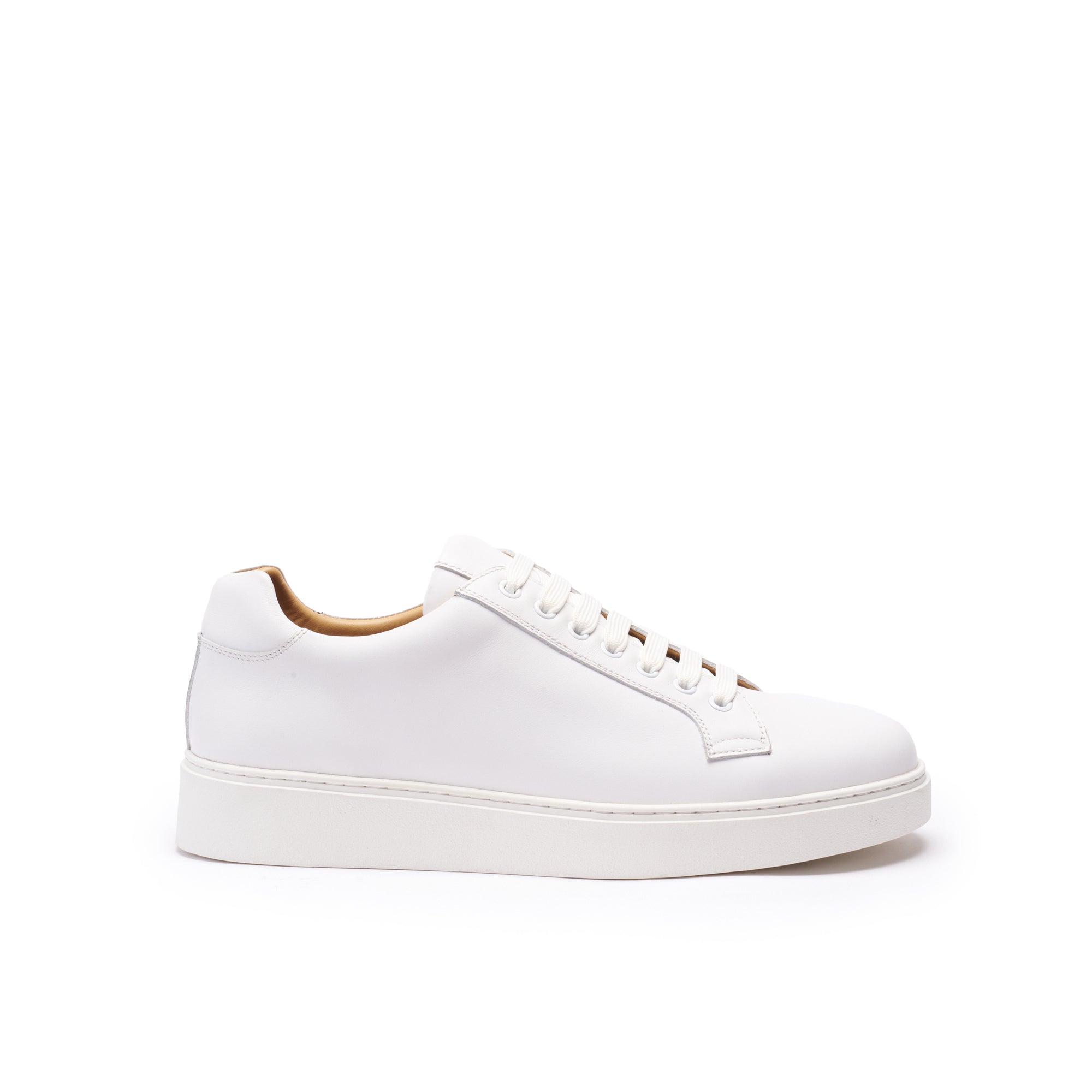 CLASSIC LACE-UP SNEAKER