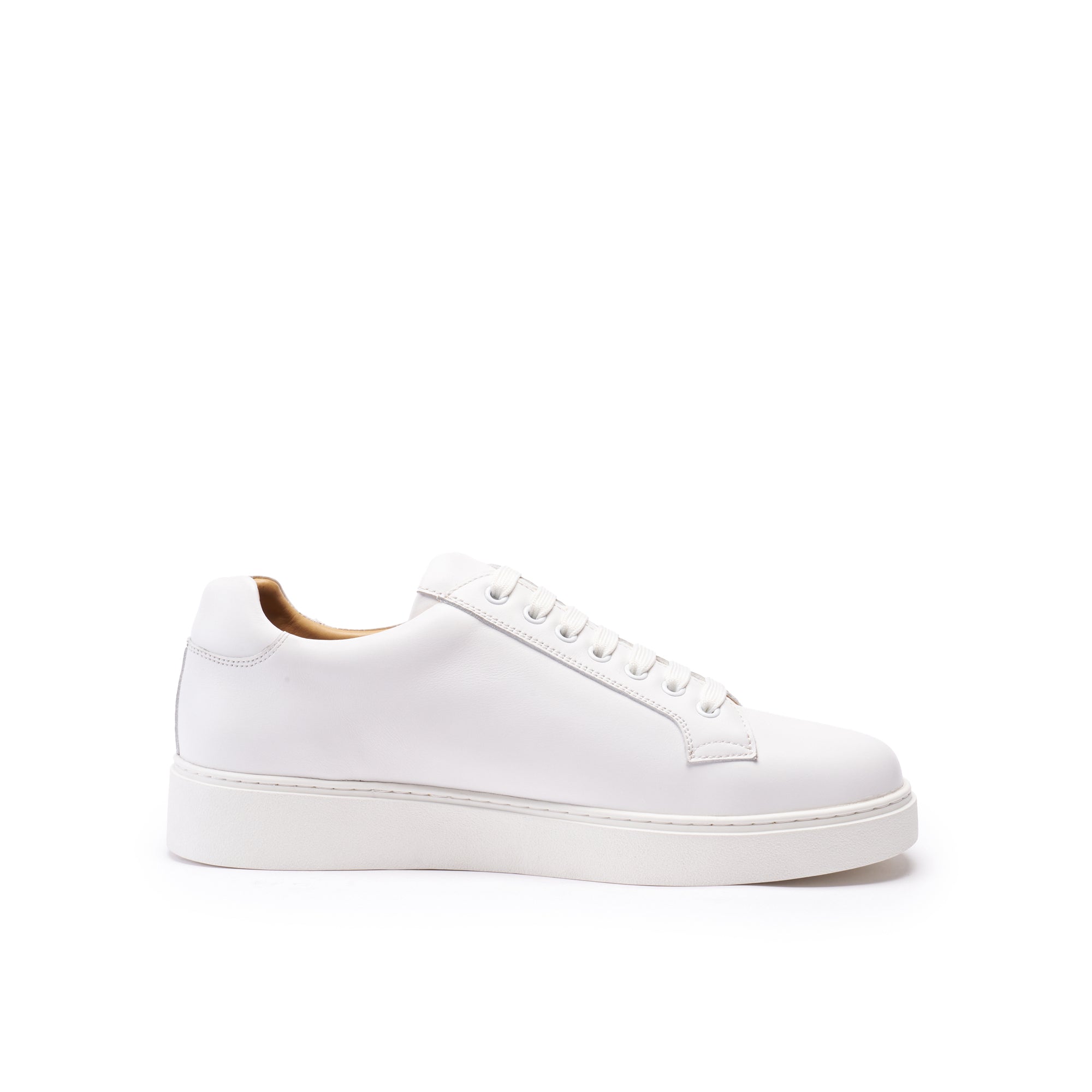 CLASSIC LACE-UP SNEAKER