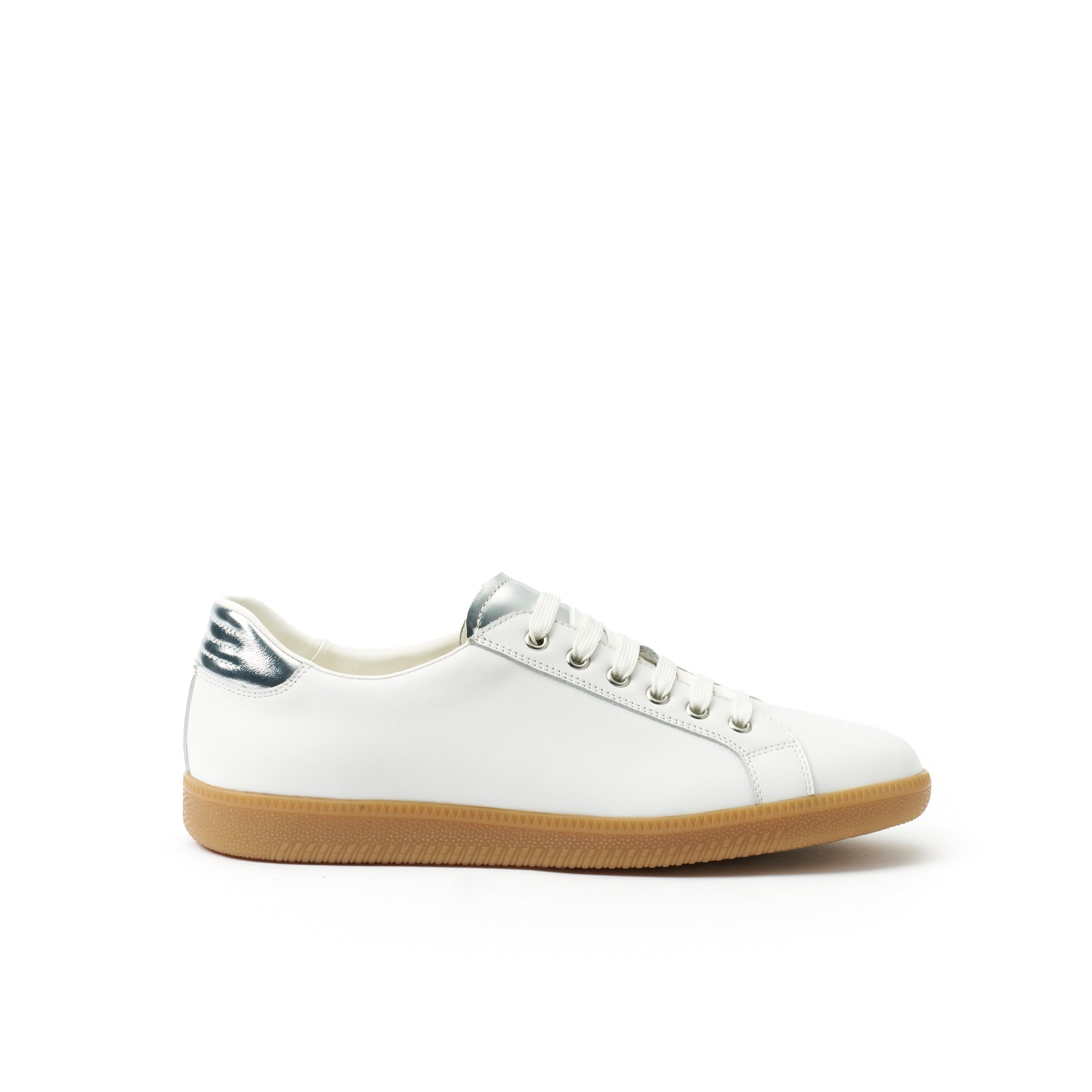 LOW CUT SNEAKER WHITE